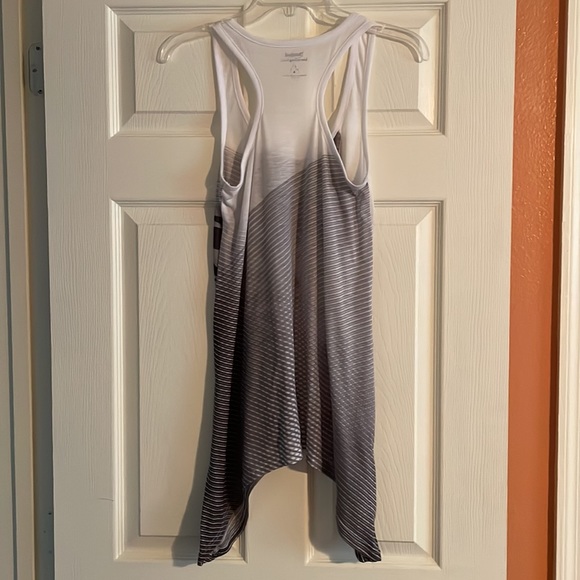 Tinker bell Tank top - Picture 4 of 4